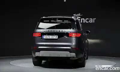 Land Rover Discovery 2017 2.0 Автомат в Москве № 213522, миниатюра 4