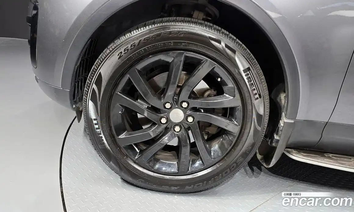 Land Rover Discovery 2017 2.0 Автомат в Москве № 213522, фото 5