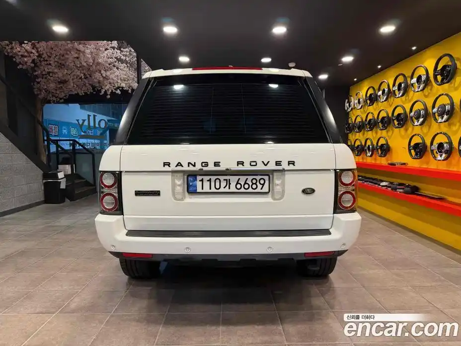 Land Rover Range-Rover 2012 4.4 Автомат в Москве № 213729, фото 1