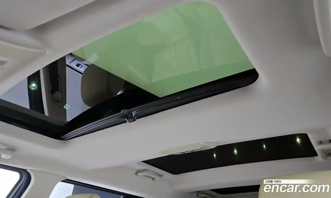 Land Rover Discovery 2013 3.0 Автомат в Москве № 213817, фото 18