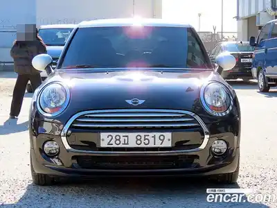Mini Cooper, 2015