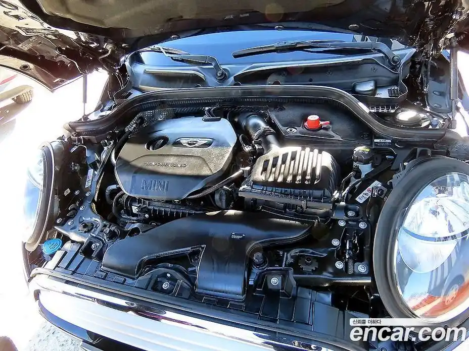 Mini Cooper 2015 1.5 Автомат в Москве № 214147, фото 17