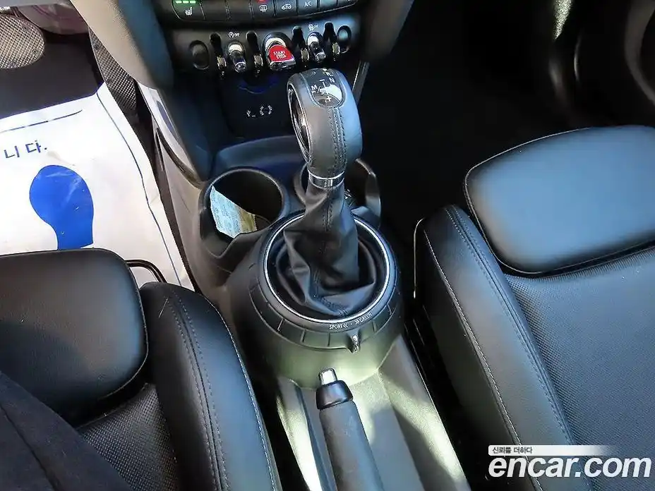 Mini Cooper 2015 1.5 Автомат в Москве № 214147, фото 10