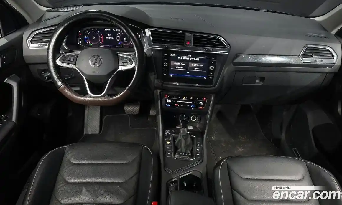 Volkswagen Tiguan 2021 2.0 Автомат в Москве № 214962, фото 3