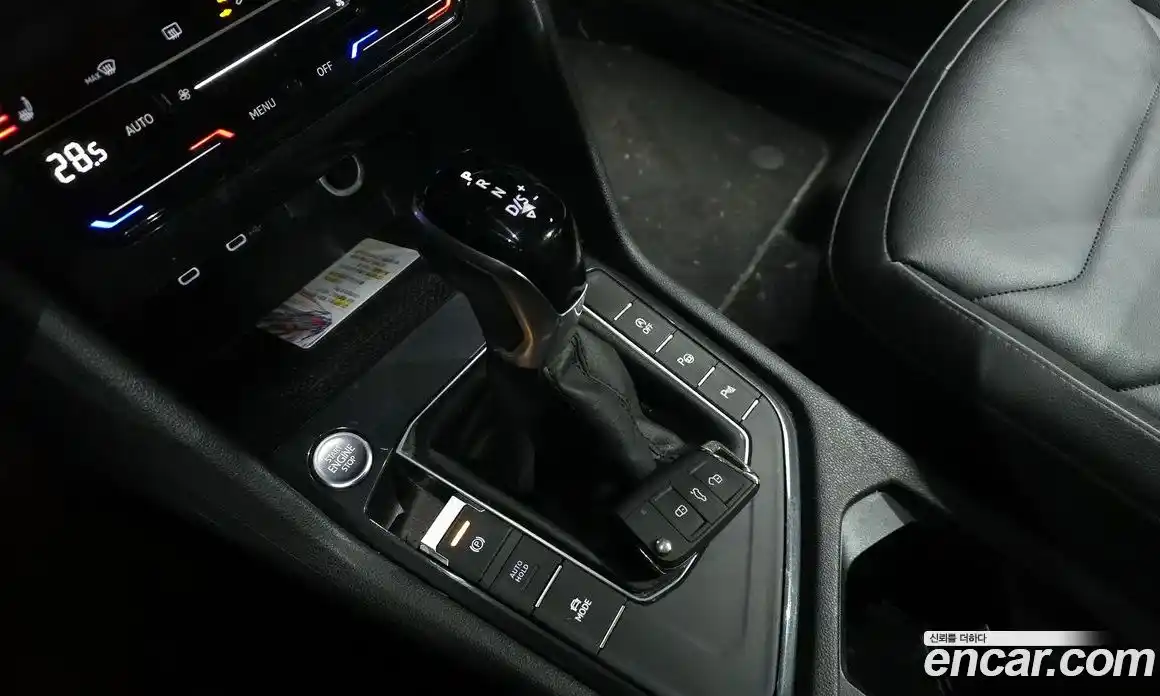 Volkswagen Tiguan 2021 2.0 Автомат в Москве № 214962, фото 7