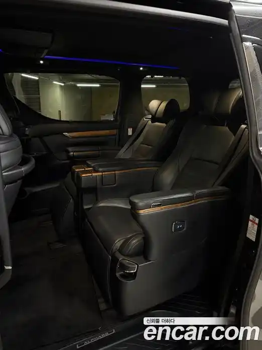 Toyota Alphard 2016 3.5 Автомат в Москве № 215672, фото 5