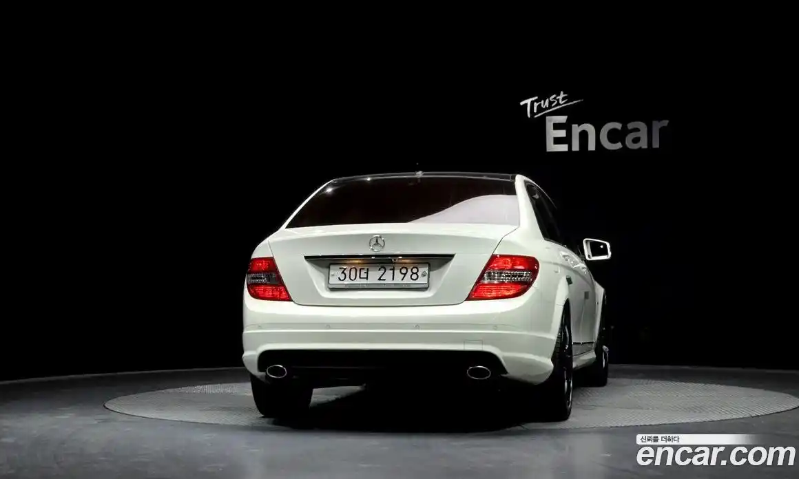 Mercedes-Benz C-Class 2010 2.5 Автомат в Москве № 215956, фото 7