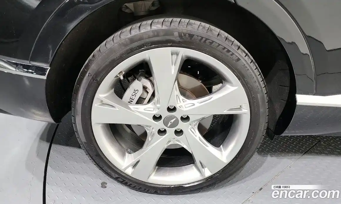 Genesis GV80 2023 2.5 Автомат в Москве № 21837, фото 17