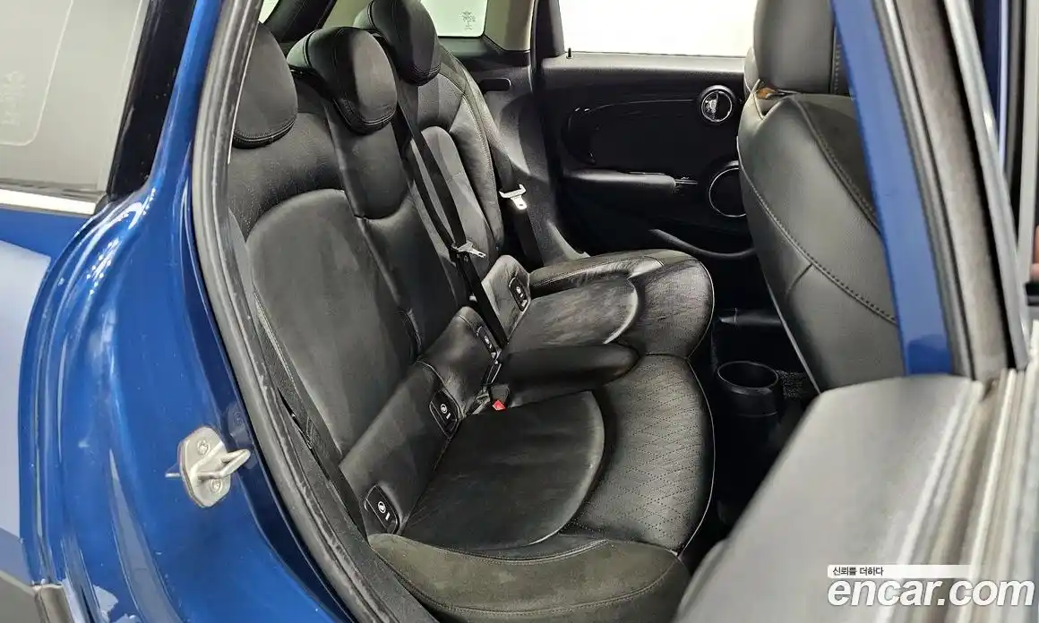 Mini Cooper 2015 2.0 Автомат в Москве № 221601, фото 8