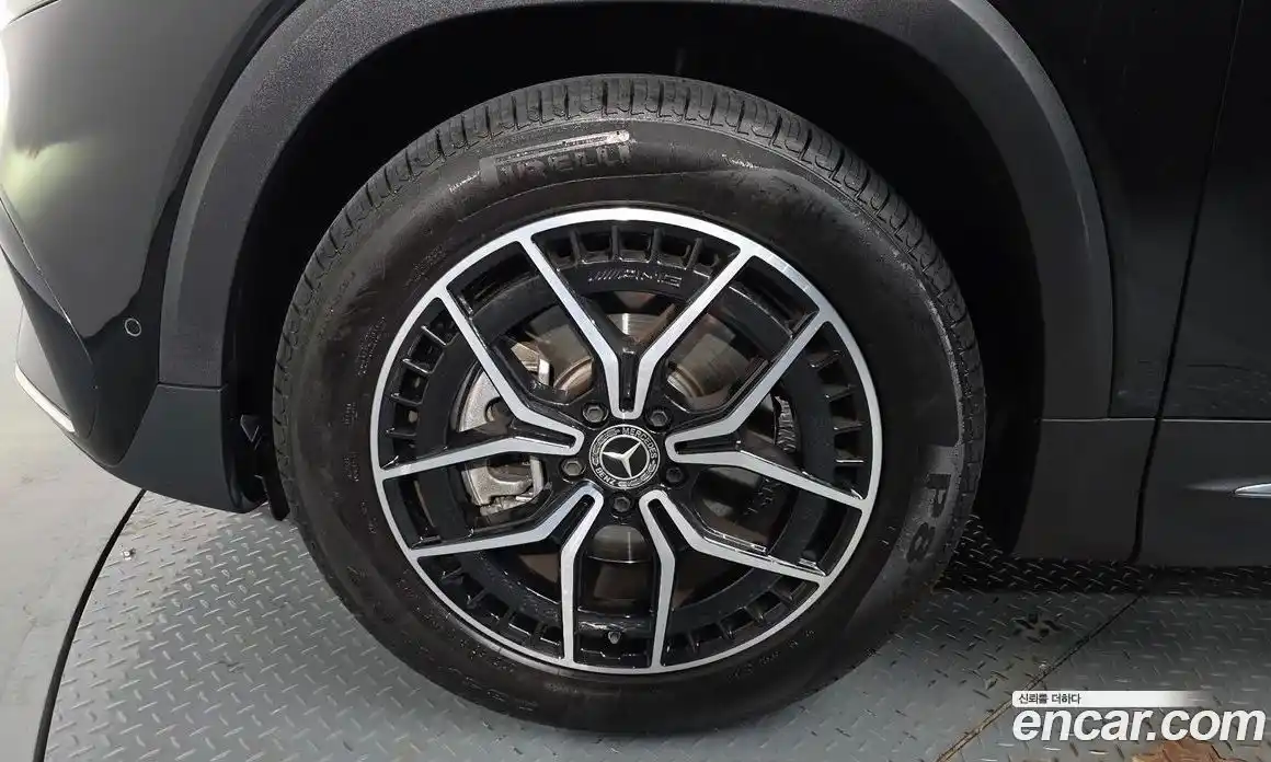 Mercedes-Benz EQB 2023 0.2 Автомат в Москве № 223170, фото 16