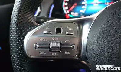 Mercedes-Benz EQB 2023 0.2 Автомат в Москве № 223170, миниатюра 3