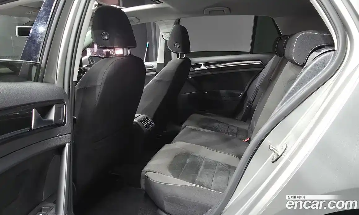 Volkswagen Golf 2014 2.0 Автомат в Москве № 223809, фото 1