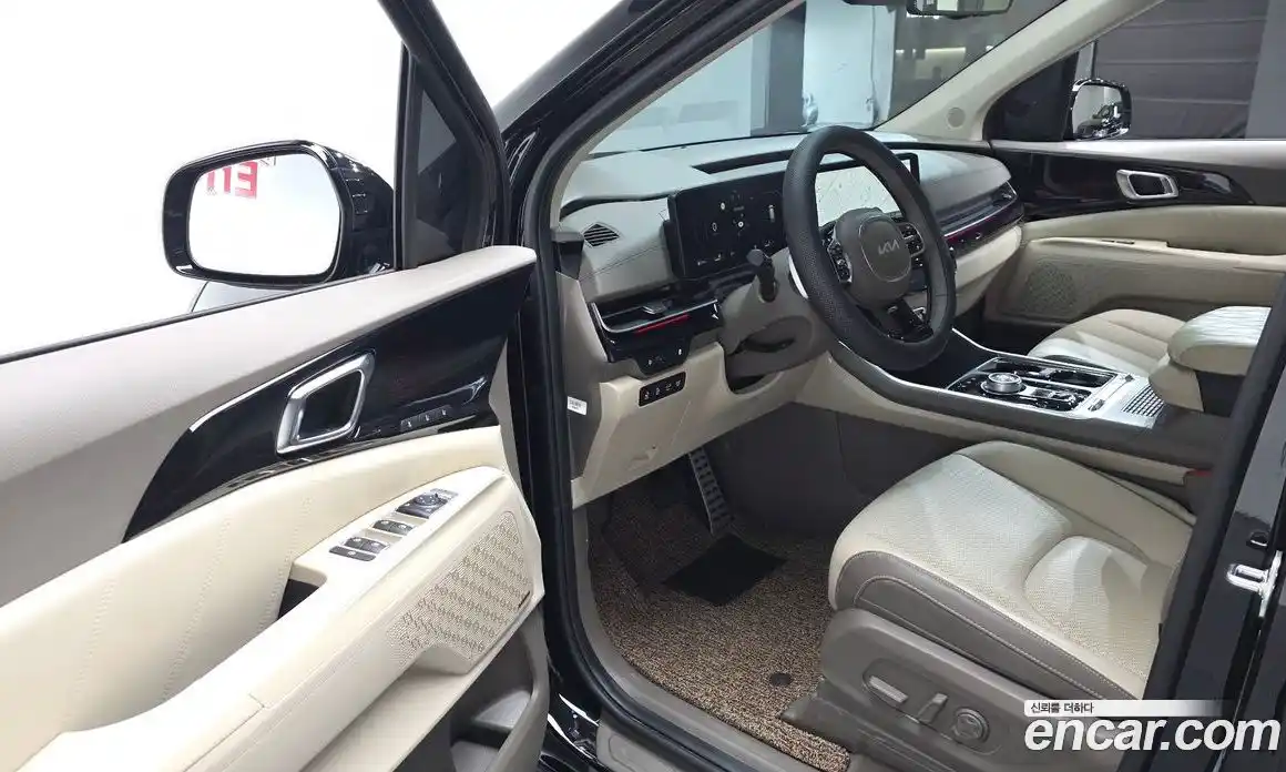 Kia Canival 2024 3.5 Автомат в Москве № 224673, фото 13