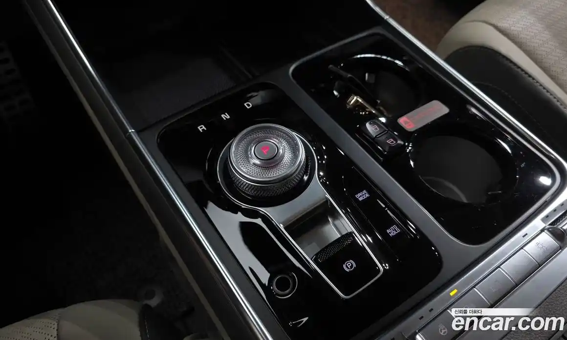 Kia Canival 2024 3.5 Автомат в Москве № 224673, фото 17