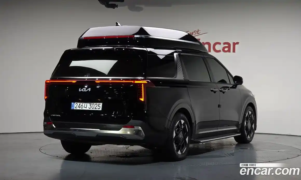 Kia Canival 2024 3.5 Автомат в Москве № 224673, фото 5