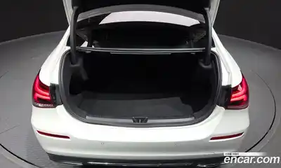 Mercedes-Benz A-Class 2023 2.0 Автомат в Москве № 224763, миниатюра 11