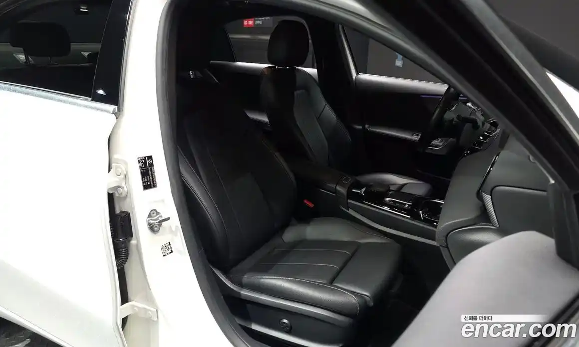 Mercedes-Benz A-Class 2023 2.0 Автомат в Москве № 224763, фото 14