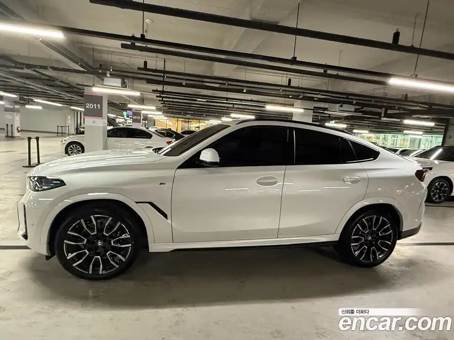 BMW X6 2025 3.0 Автомат в Москве № 227634, фото 4