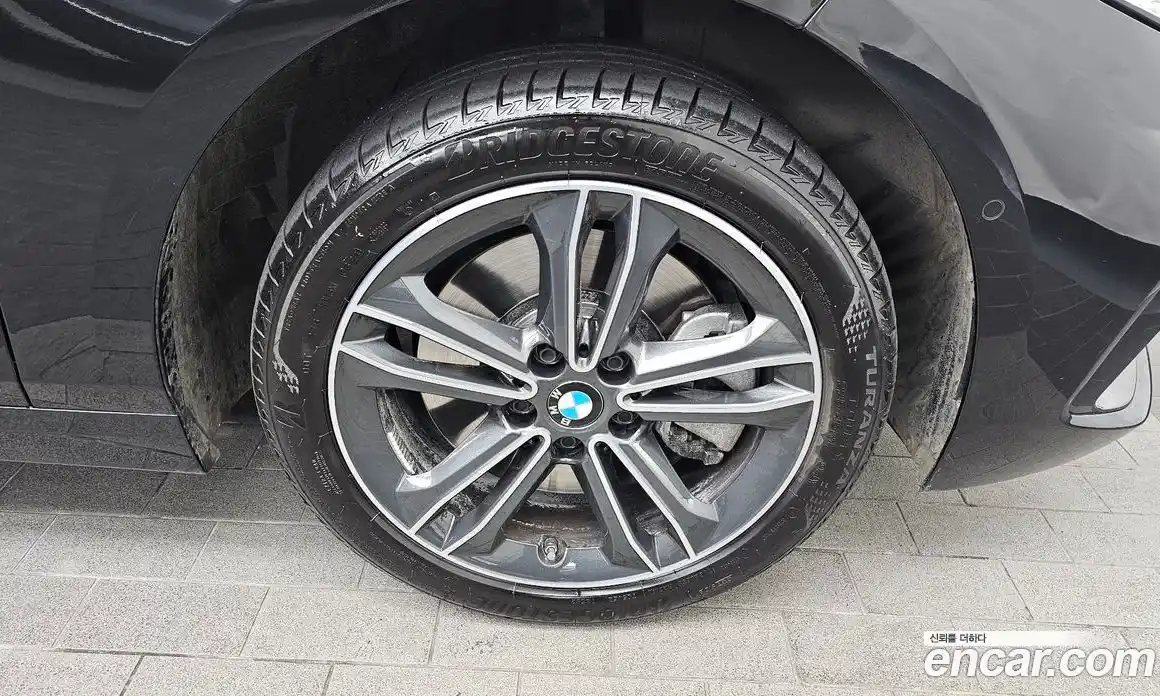 BMW 1-Series 2024 2.0 Автомат в Москве № 228001, фото 3