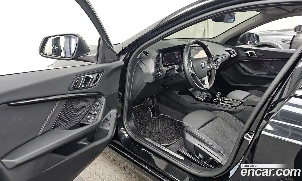 BMW 1-Series 2024 2.0 Автомат в Москве № 228001, фото 6