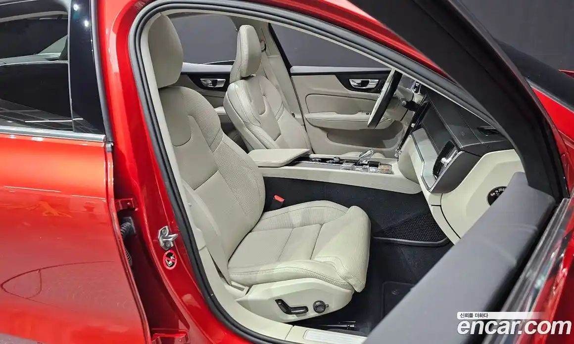 Volvo S60 2021 2.0 Автомат в Москве № 230405, фото 19