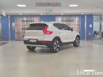 Volvo XC40 2025 2.0 Автомат в Москве № 230691, миниатюра 2