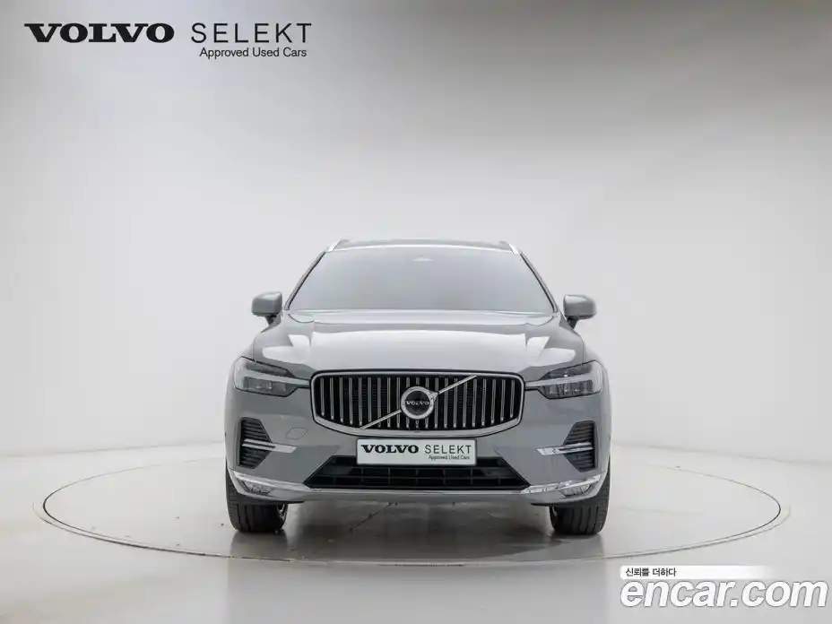 Volvo XC60 2024 2.0 Автомат в Москве № 230865, фото 3