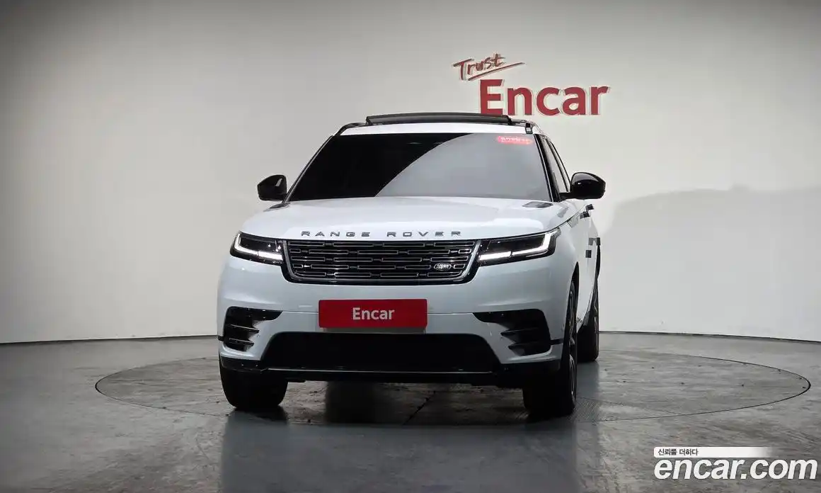 Land Rover Range-Rover Velar 2025 3.0 Автомат в Москве № 231103, фото 16