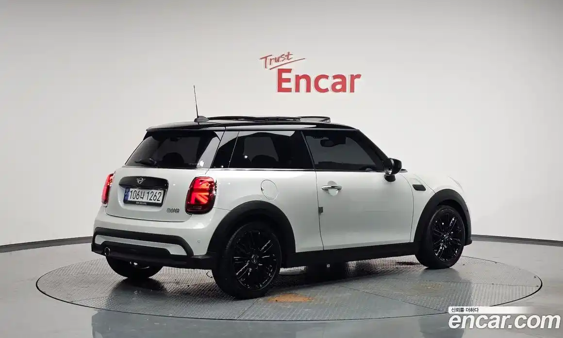 Mini Cooper 2024 1.5 Автомат в Москве № 231388, фото 11