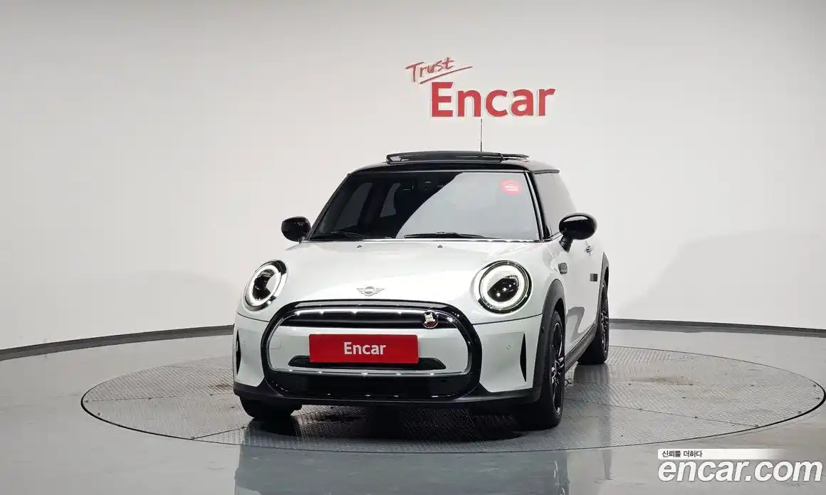 Mini Cooper 2024 1.5 Автомат в Москве № 231388, фото 18