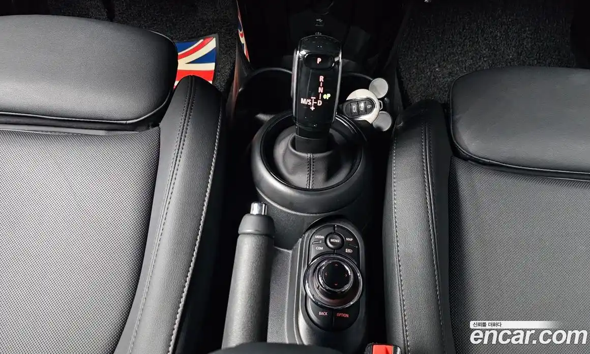 Mini Cooper 2024 1.5 Автомат в Москве № 231388, фото 9