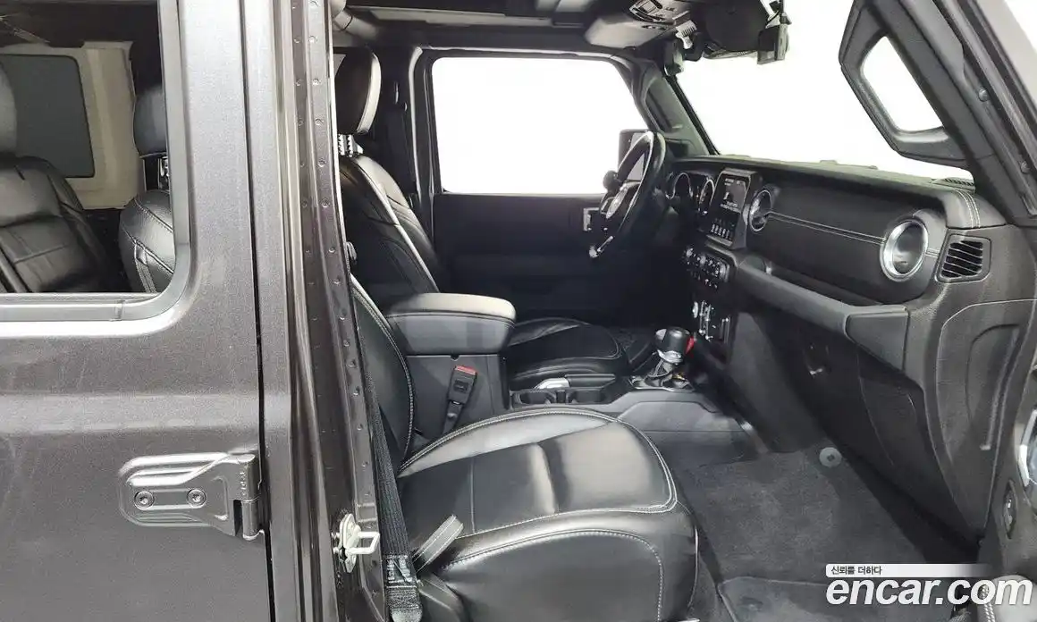 Jeep Wrangler 2021 2.0 Автомат в Москве № 232285, фото 10