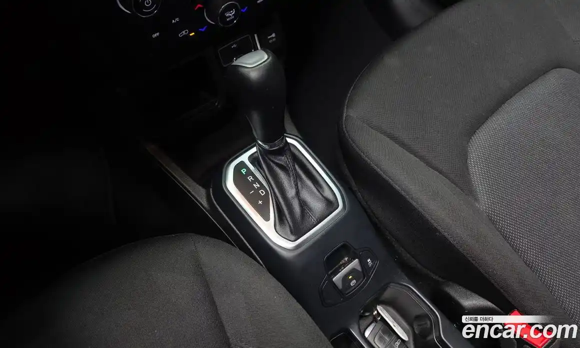 Jeep Renegade 2020 2.4 Автомат в Москве № 232733, фото 1