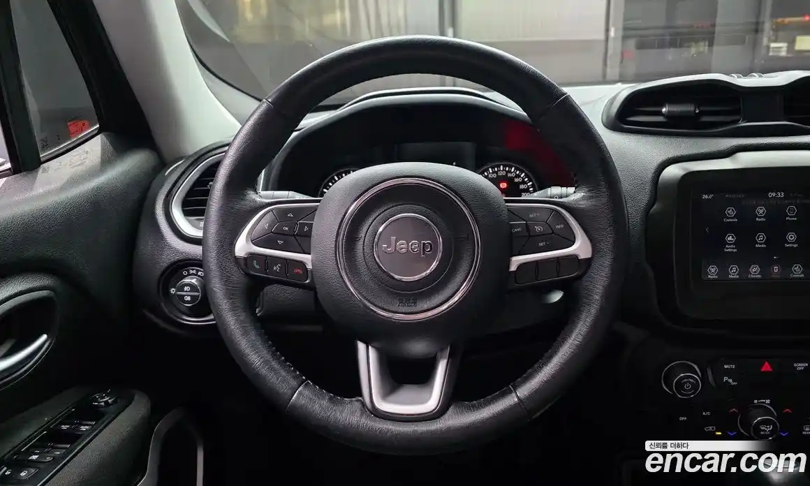 Jeep Renegade 2020 2.4 Автомат в Москве № 232733, фото 15