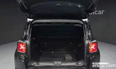 Jeep Renegade 2020 2.4 Автомат в Москве № 232733, миниатюра 10