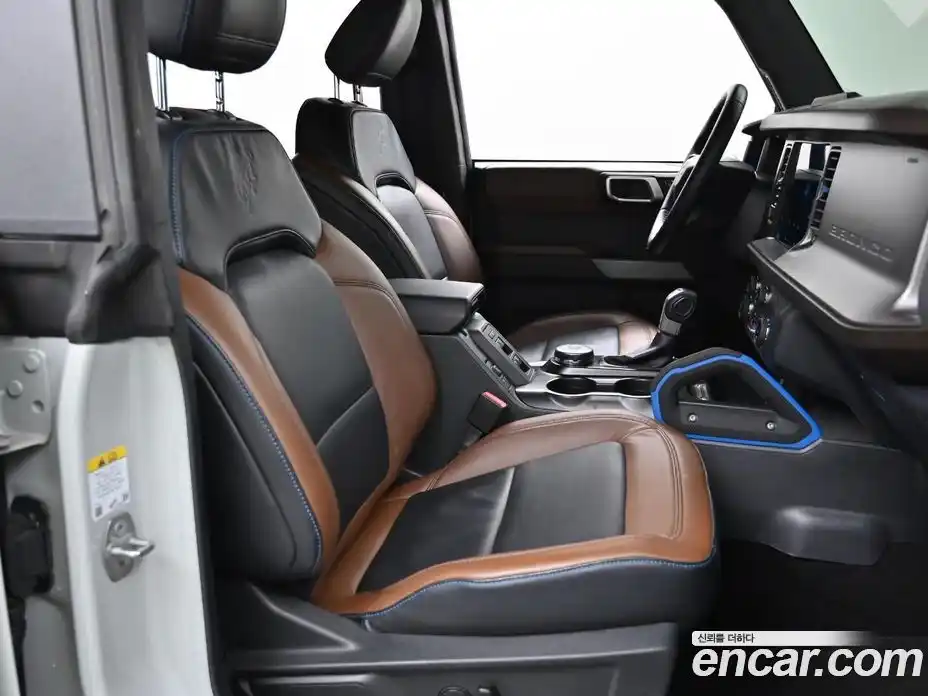 Ford Bronco 2022 2.7 Автомат в Москве № 235650, фото 9