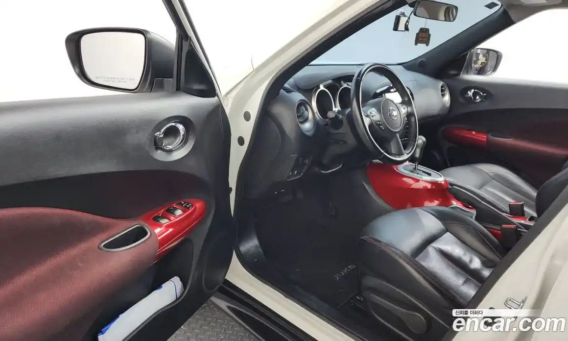 Nissan Juke 2017 1.6 Автомат в Москве № 238513, фото 15