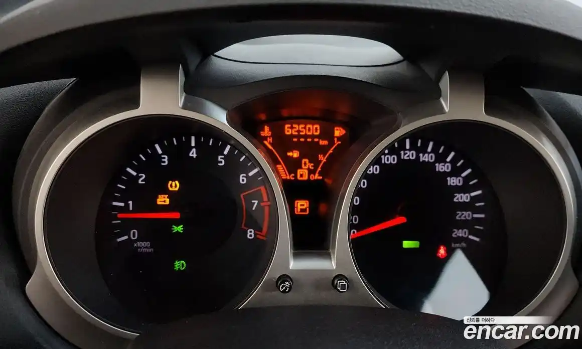 Nissan Juke 2017 1.6 Автомат в Москве № 238513, фото 5