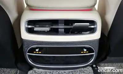 Genesis GV70 2021 2.2 Автомат в Москве № 24490, миниатюра 2