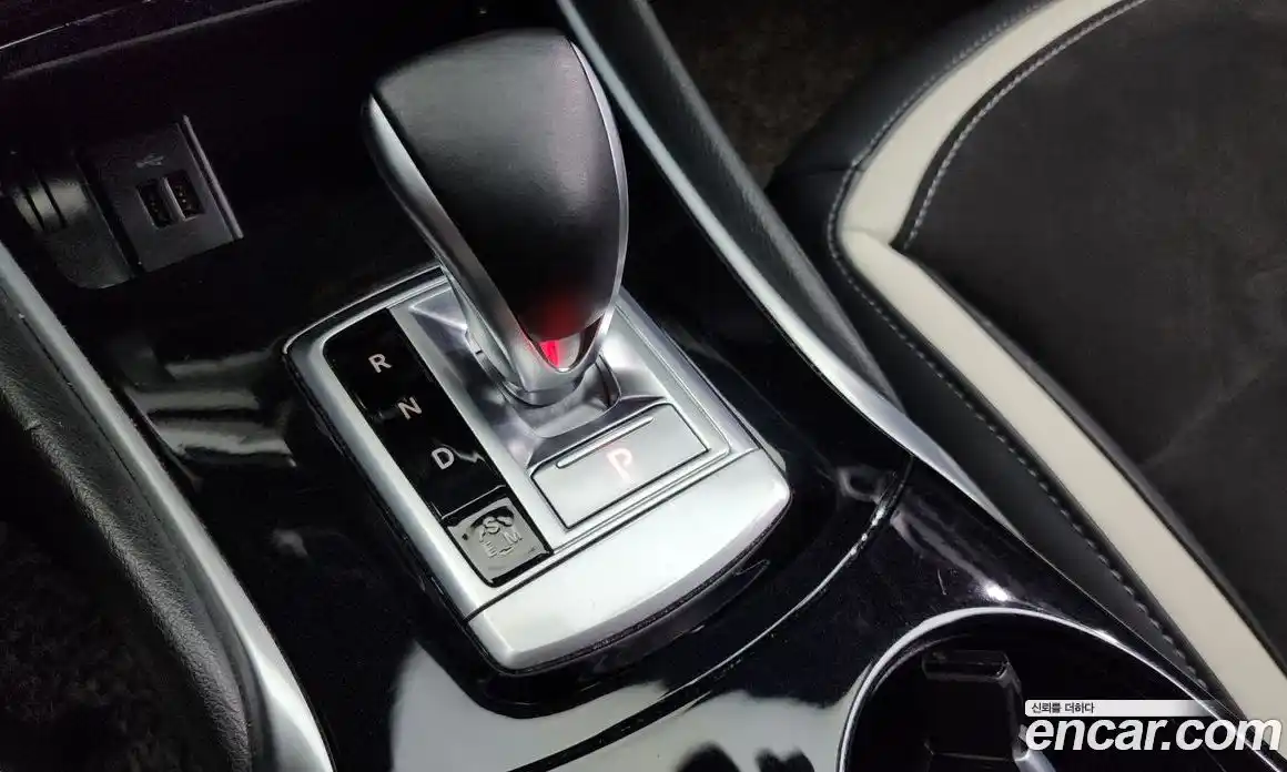 Infiniti Q30 2018 2.0 Автомат в Москве № 245025, фото 15