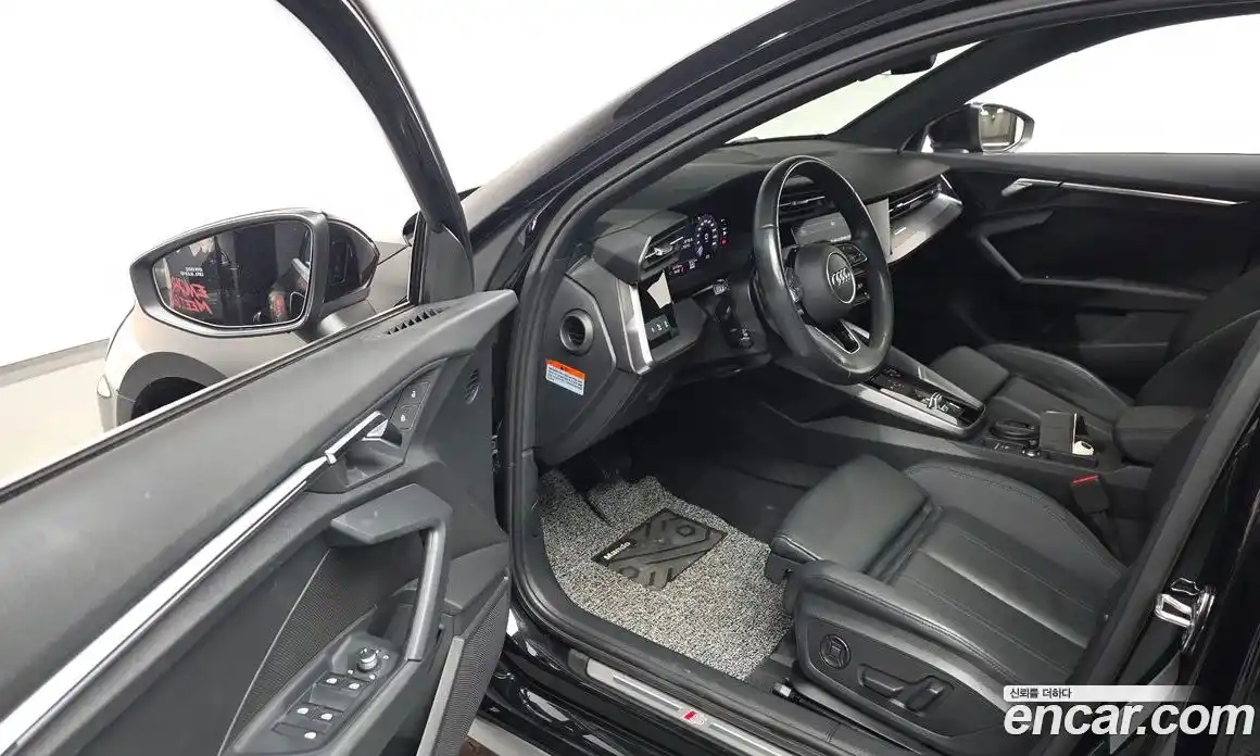 Audi A3 2023 2.0 Автомат в Москве № 245086, фото 8