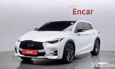 Infiniti Q30, 2017