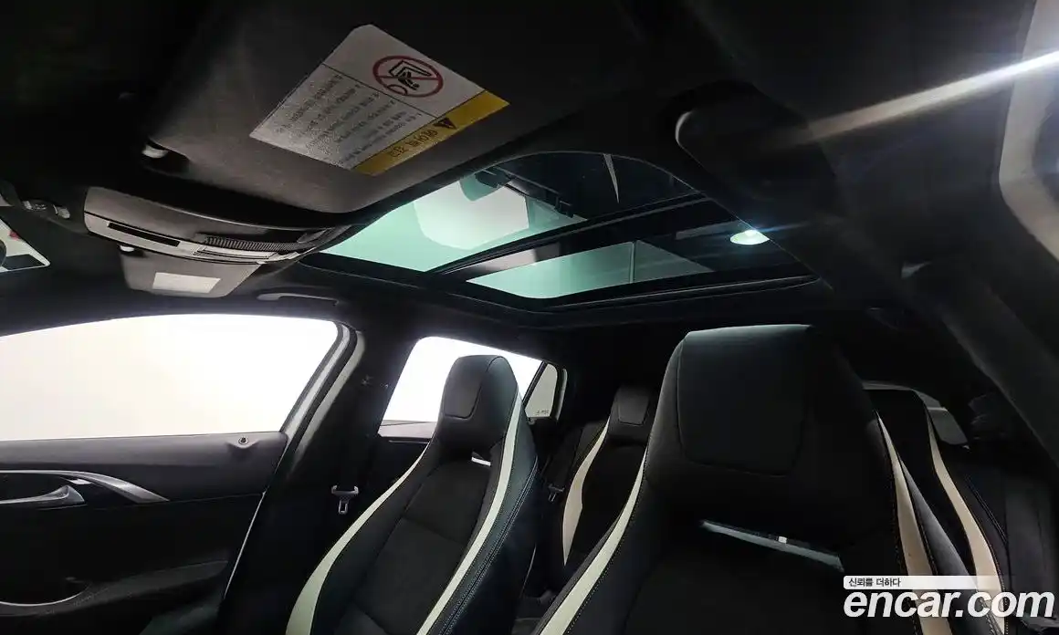 Infiniti Q30 2017 2.0 Автомат в Москве № 247208, фото 18