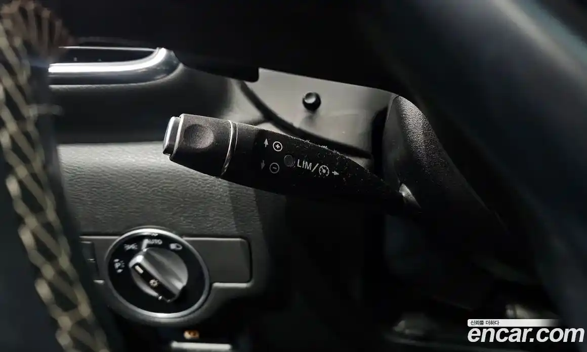 Infiniti Q30 2017 2.0 Автомат в Москве № 247208, фото 19