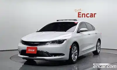 Chrysler 200, 2015