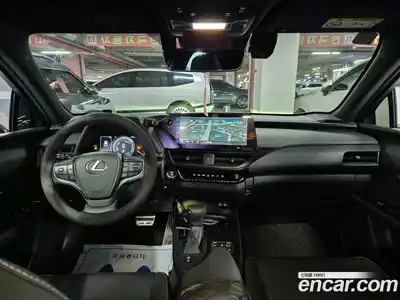Lexus UX 2024 2.0 Автомат в Москве № 254345, миниатюра 7
