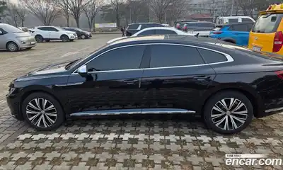 Volkswagen Arteon 2019 2.0 Автомат в Москве № 255113, миниатюра 4