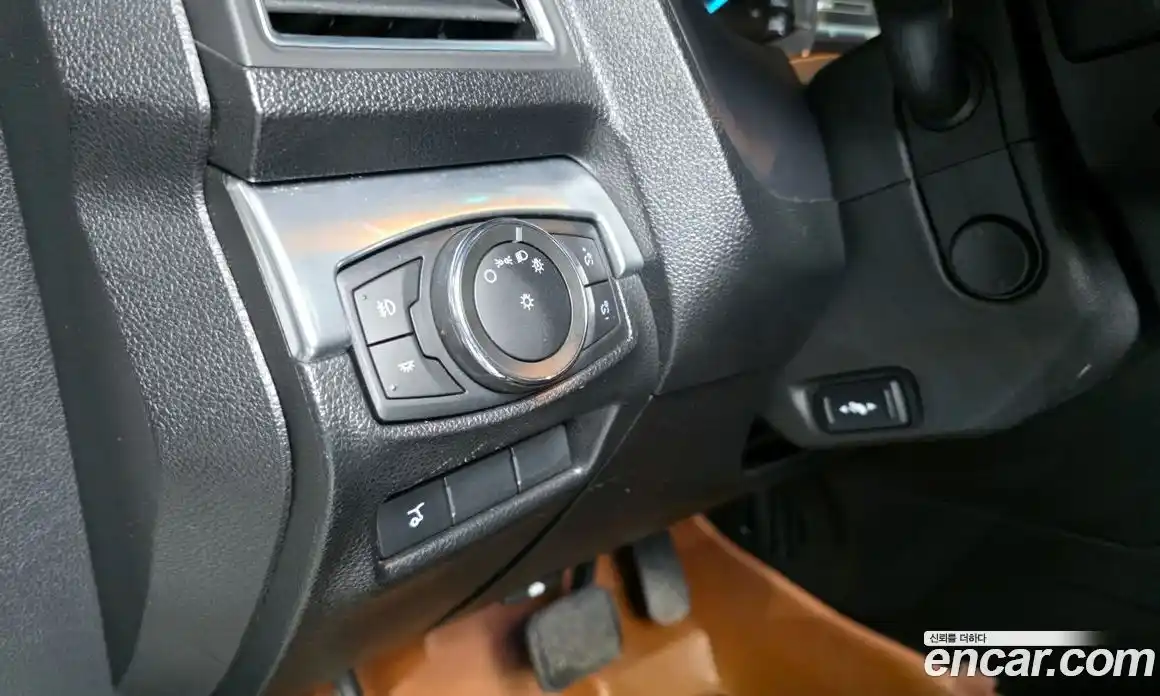 Ford Explorer 2016 2.3 Автомат в Москве № 255643, фото 19