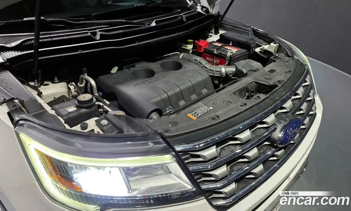 Ford Explorer 2016 2.3 Автомат в Москве № 255643, фото 6