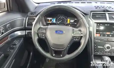 Ford Explorer 2018 2.3 Автомат в Москве № 255645, миниатюра 9